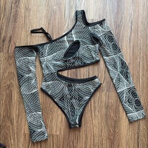 iHeartRaves Reflective Cutout Bodysuit